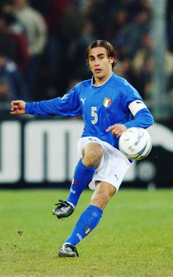 不仅仅是青 不仅仅是青