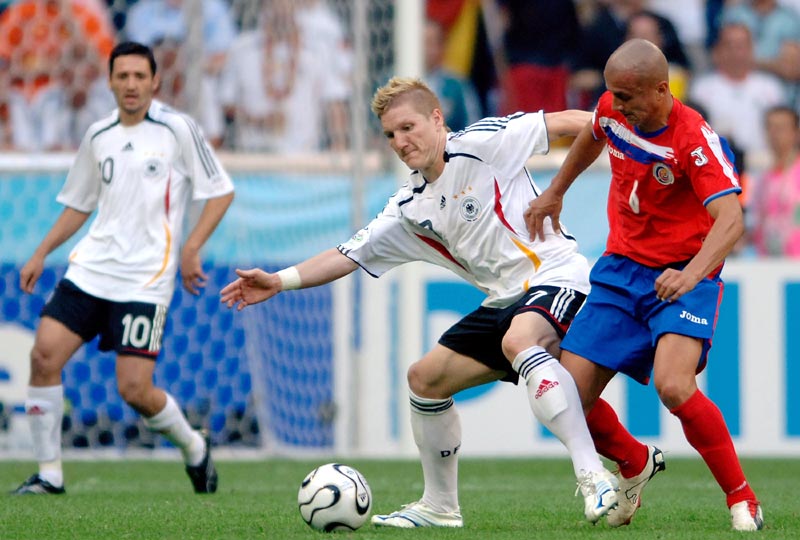 前场压迫触 前场压迫触