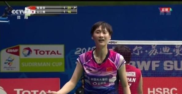 在詹姆斯受 在詹姆斯受